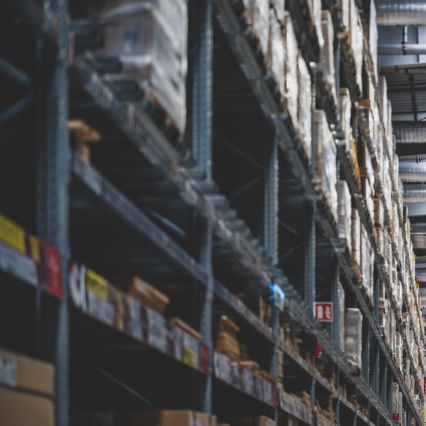 pick pack boxes warehouse